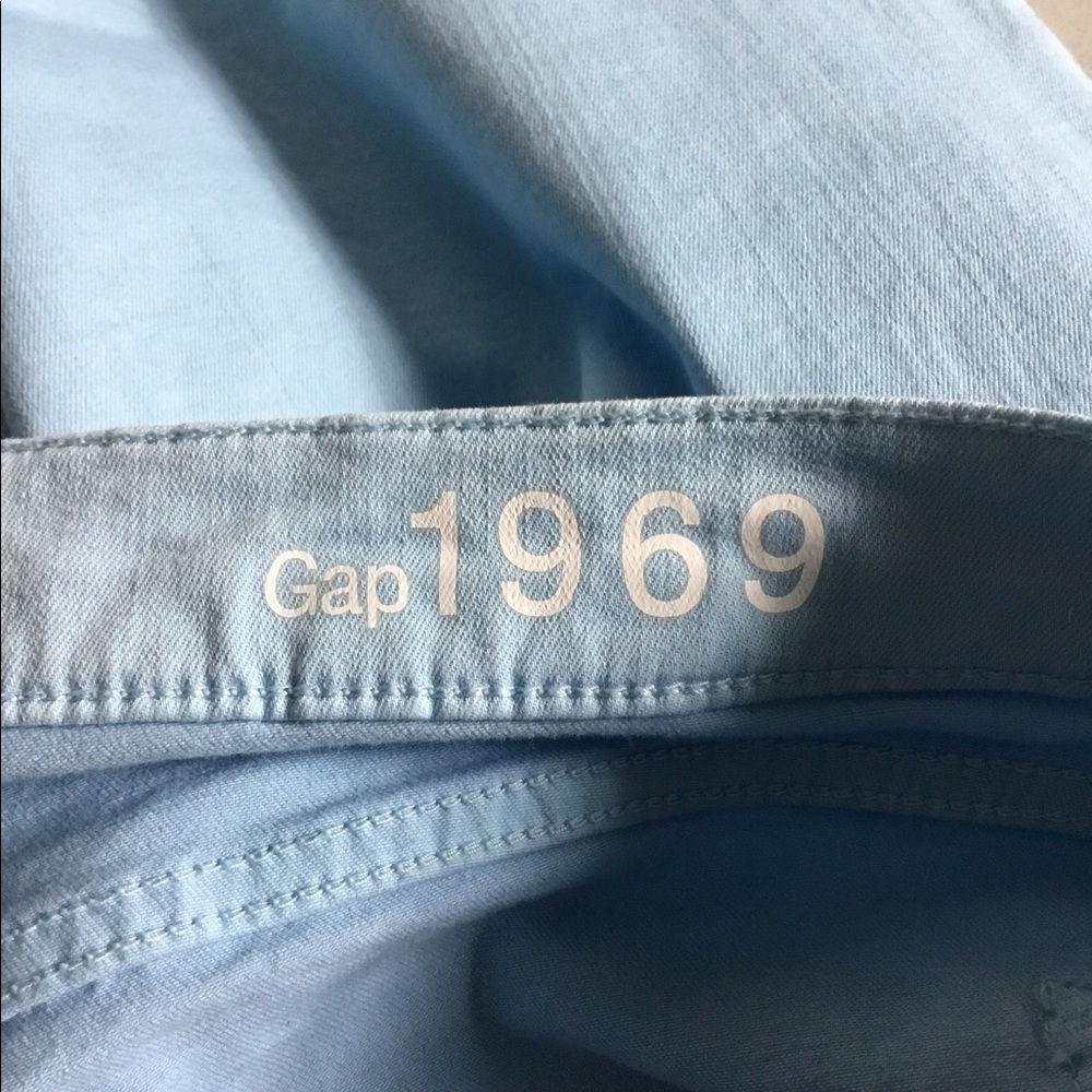 GAP - Picture 9 of 13